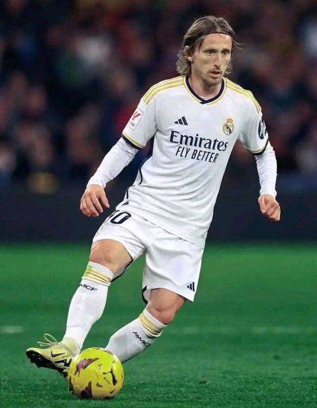 从欧冠8强战起，谁能阻挡巴萨和皇马会师决赛